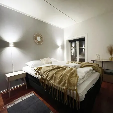 Middle Of The Town -billiard And Sauna At Bertis 15 Appartement