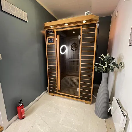 Middle Of The Town -billiard And Sauna At Bertis 15 Appartement Stavanger