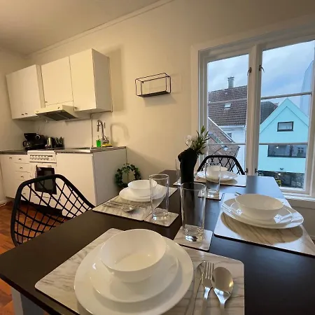 דירה Middle Of The Town -billiard And Sauna At Bertis 15 *