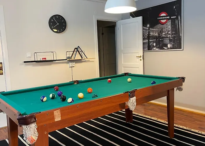 Middle Of The Town -billiard And Sauna At Bertis 15 Lägenhet
