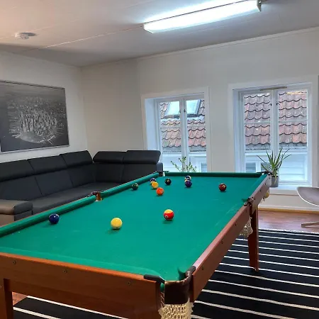 Middle Of The Town -billiard And Sauna At Bertis 15 * スタヴァンゲル