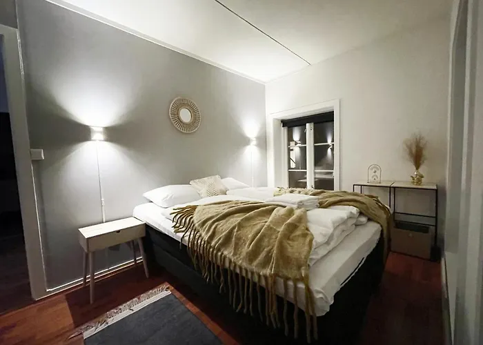 Middle Of The Town -billiard And Sauna At Bertis 15 アパート