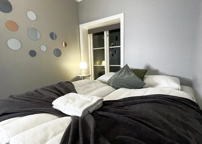 アパート Middle Of The Town -billiard And Sauna At Bertis 15 *